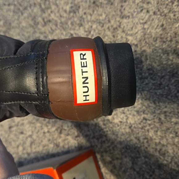 Shoes - Picture 4 of 4